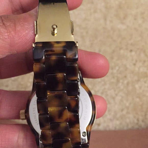 Like new Michael kors main image 2